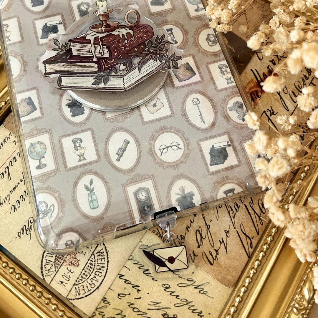 Dust Charm per E-reader/ Smartphone - Letter