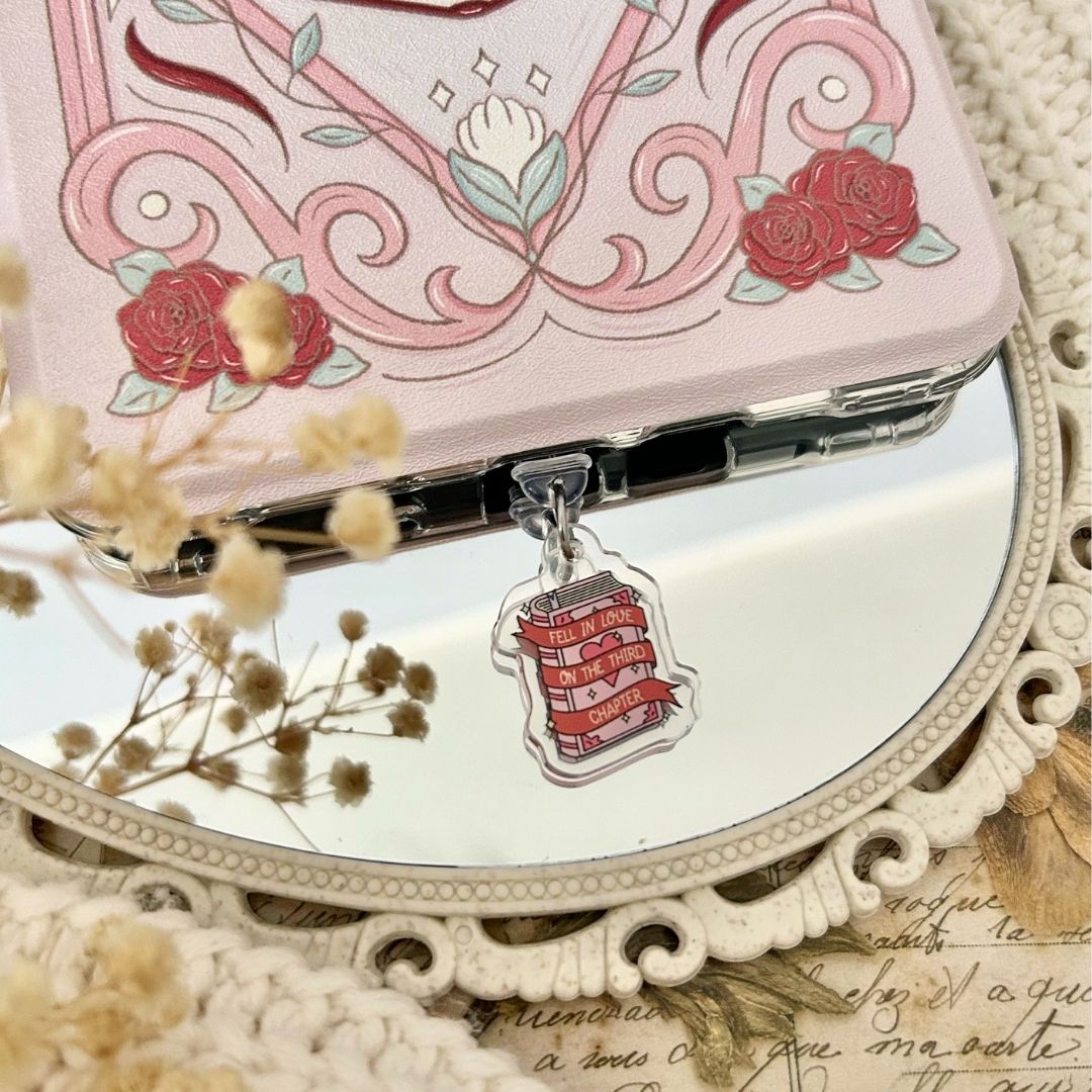 Dust Charm for E-reader/ Smartphone - Fell In Love Book