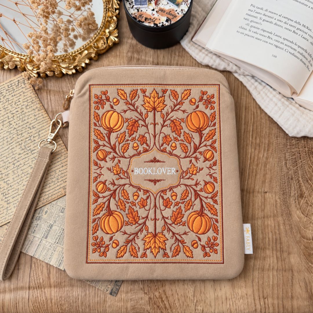 E-Reader Sleeve - Autumn booklover