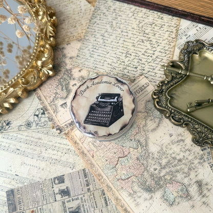 Holdie - Dark Typewriter- NEW