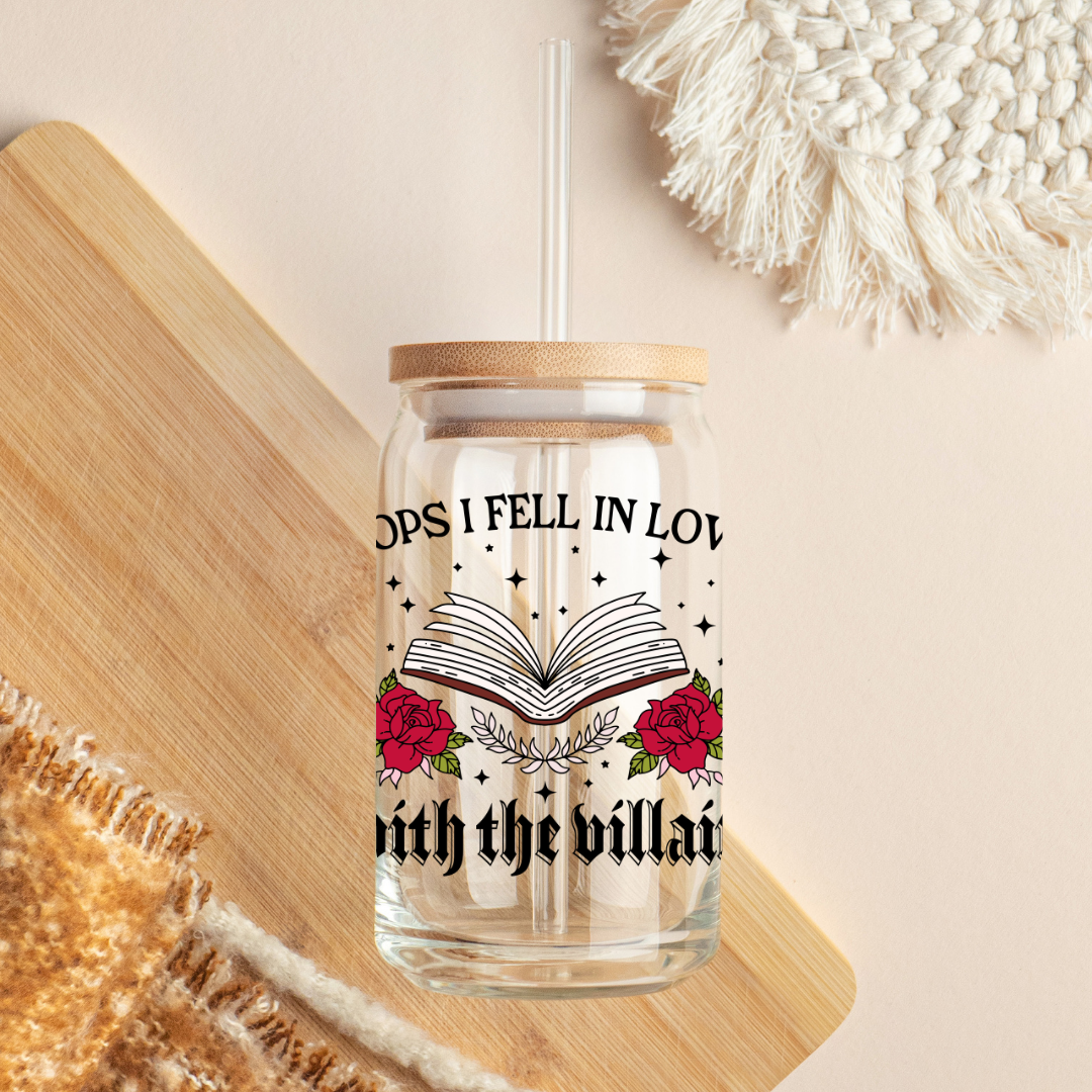 Glass Cup 500 ml - I Feel in Love With The Villain